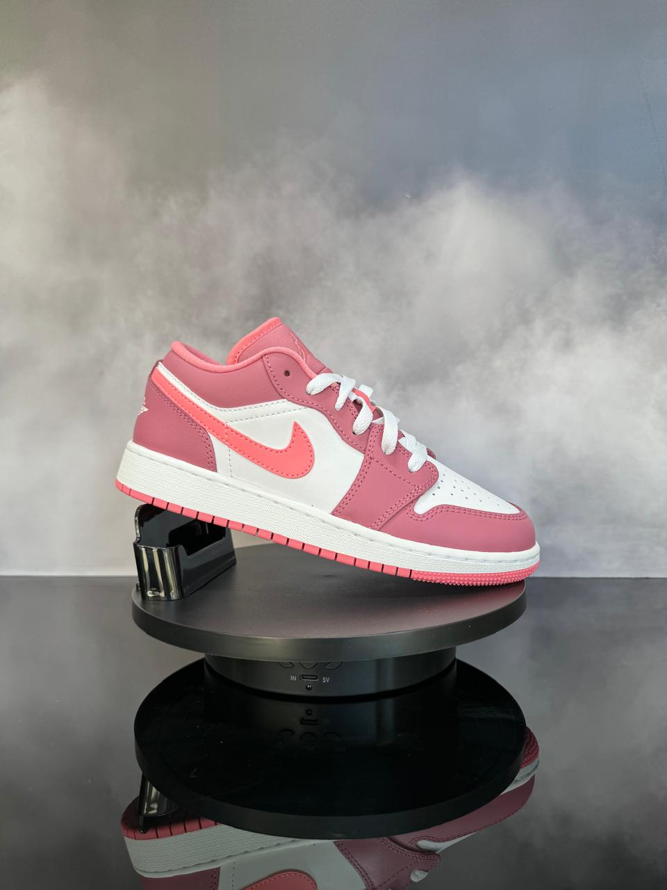 Jordan 1 Low Desert Berry