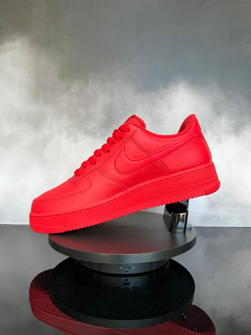 Air Force 1 Low Triple Red