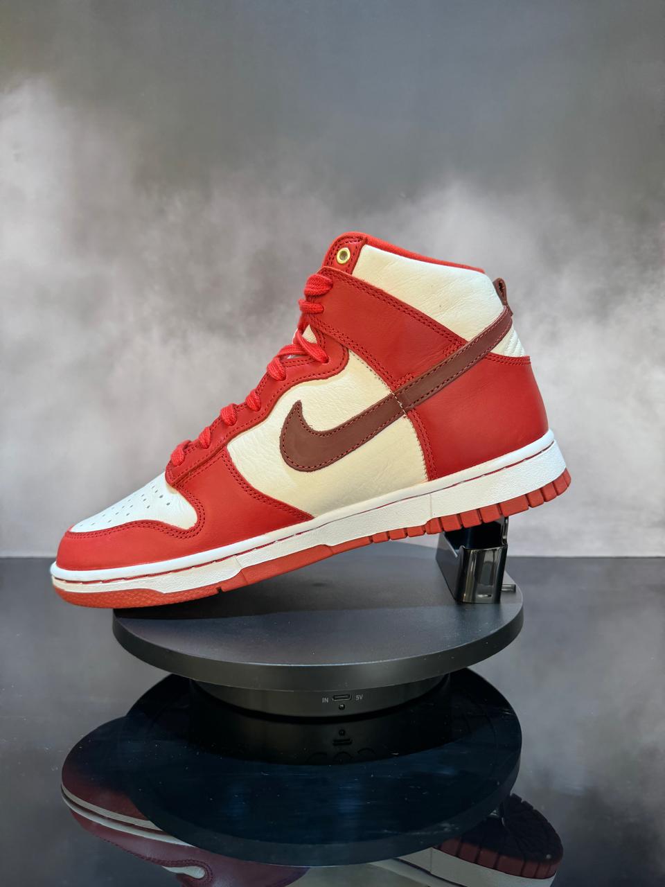 Dunk High LXX Cinnabar