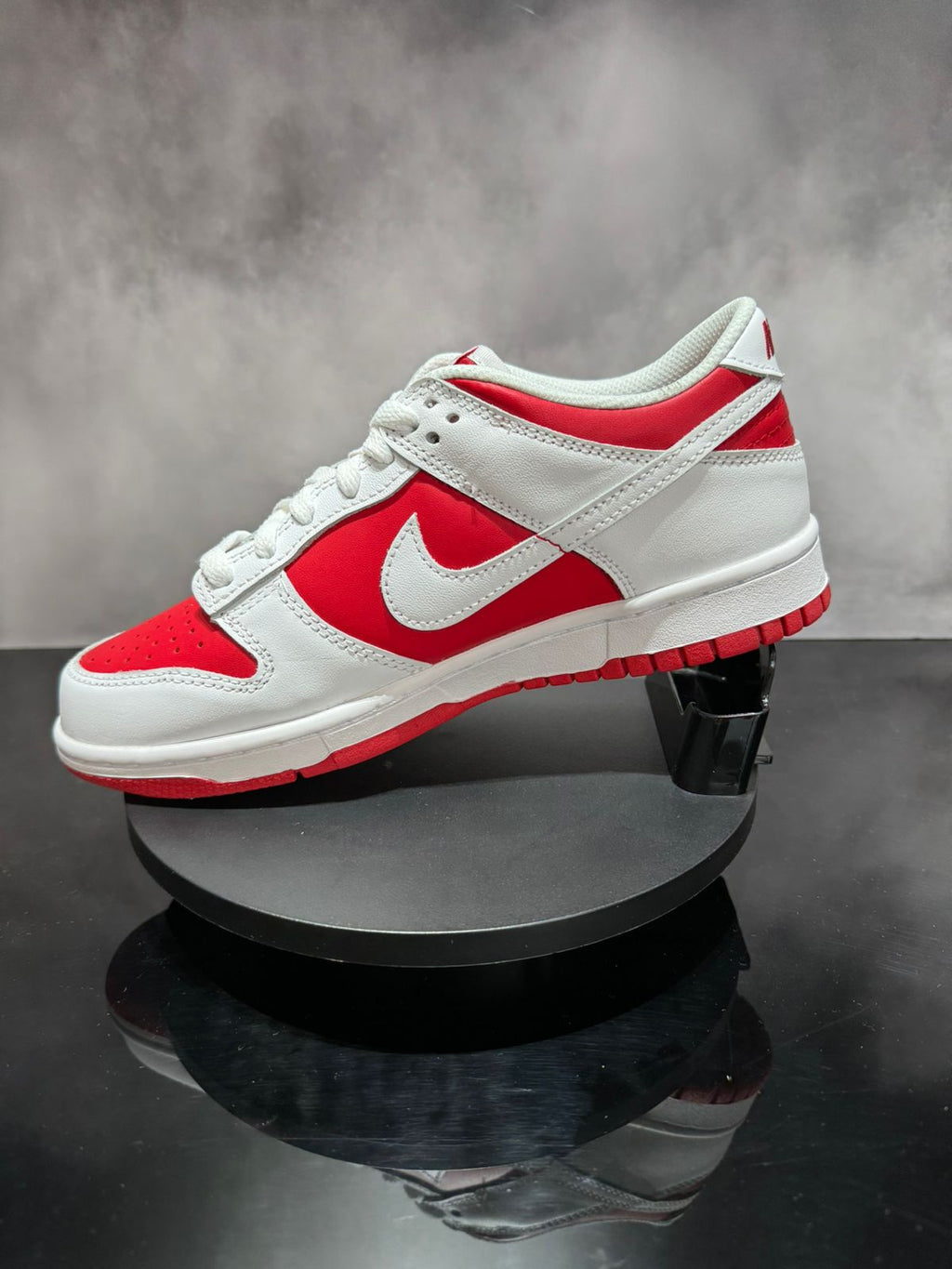 Dunk Low University Red