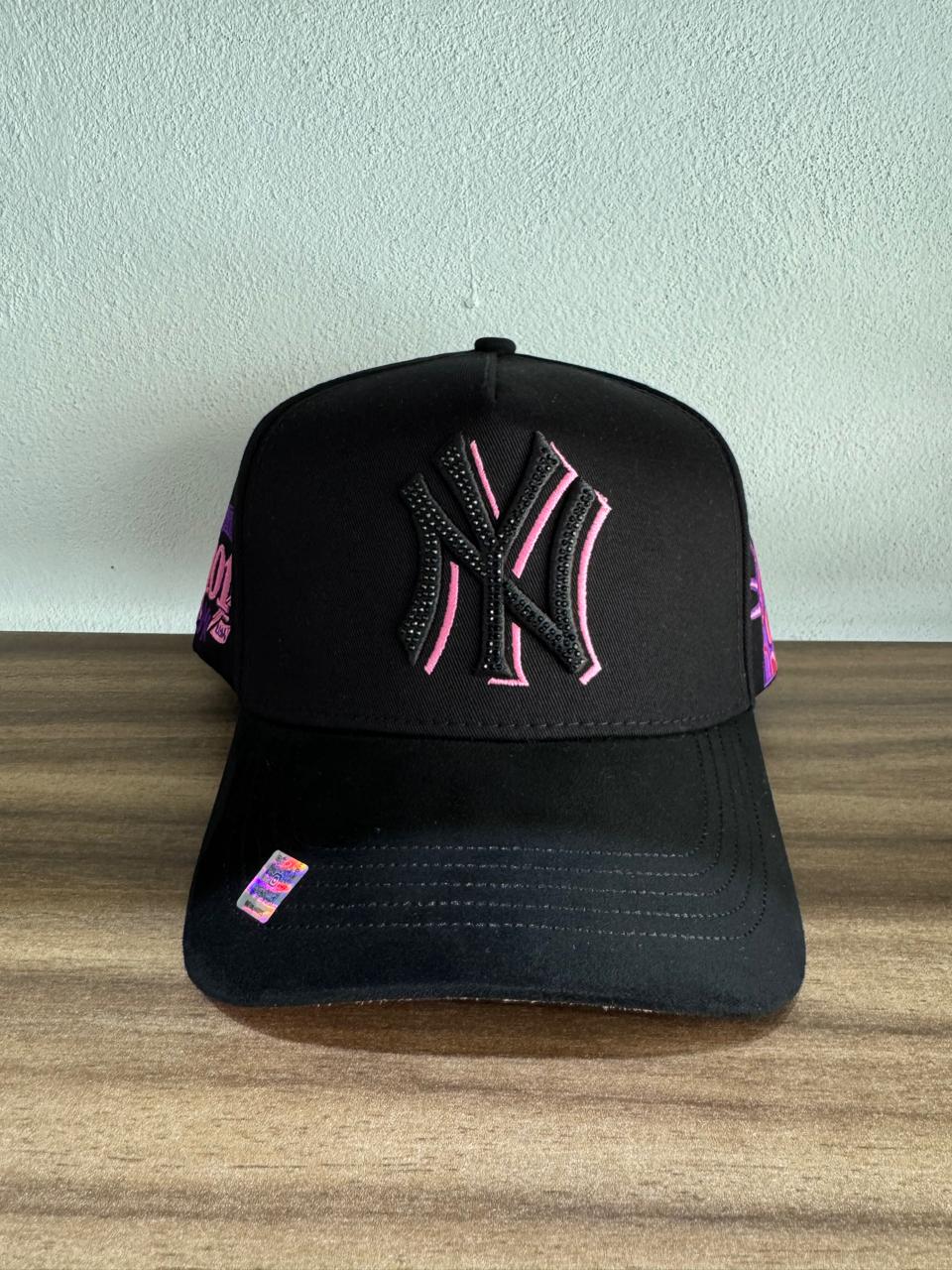 Gorra BIG BOSS x Kevin Hats NY Pink
