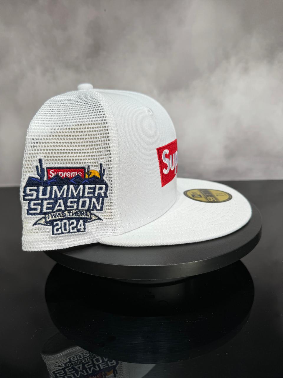 Gorra Supreme X New Era Blanca
