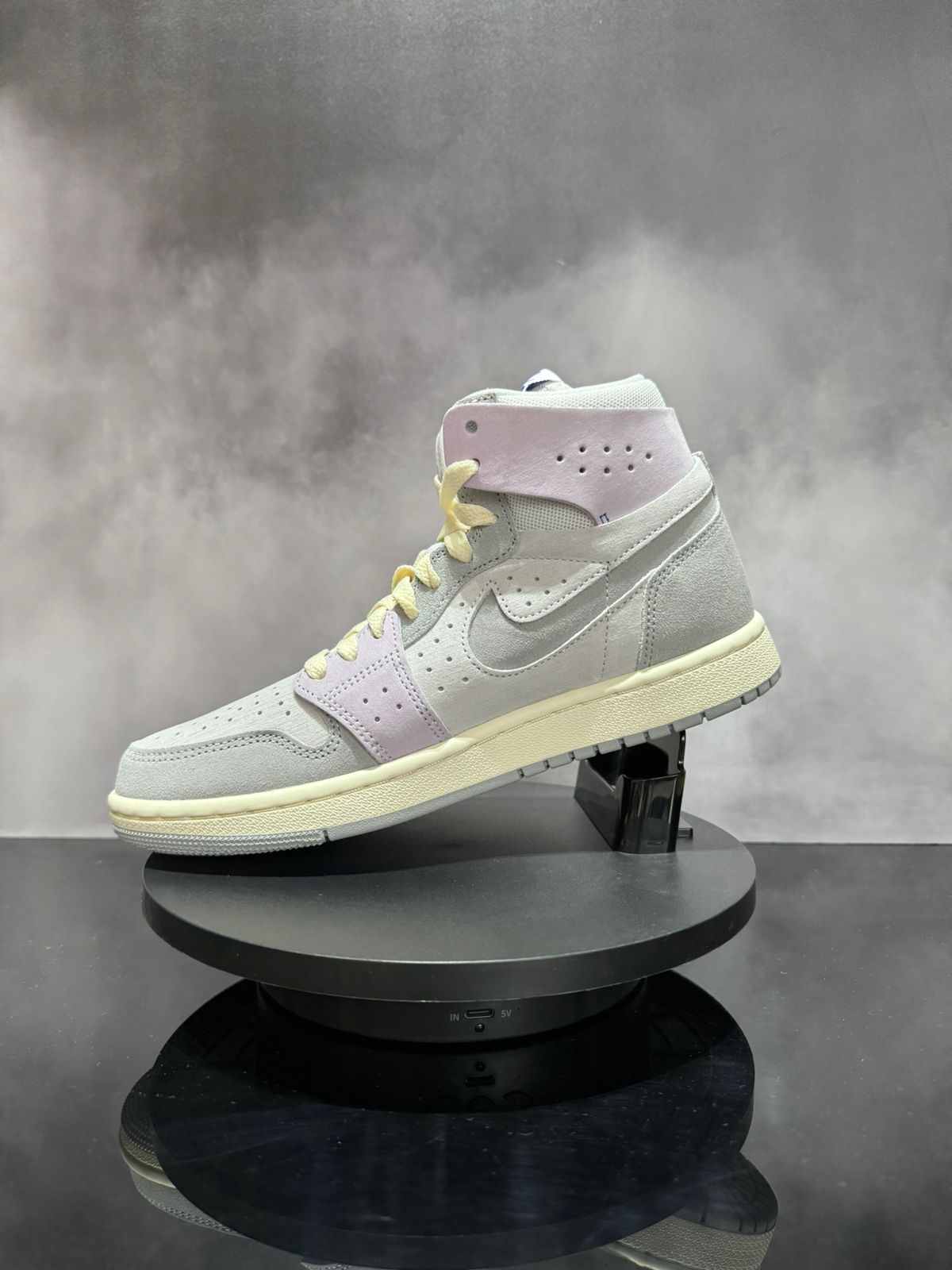 Jordan 1 High Zoom Air CMFT 2 Barely Grape