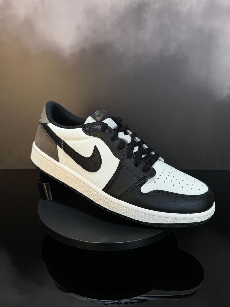 Jordan 1 Low Dark Mocha