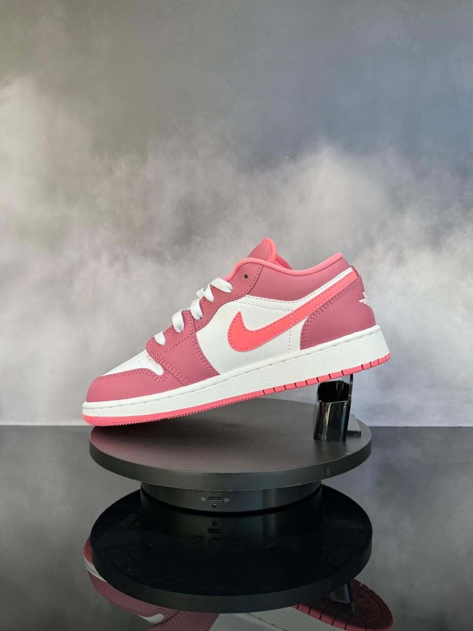 Jordan 1 Low Desert Berry