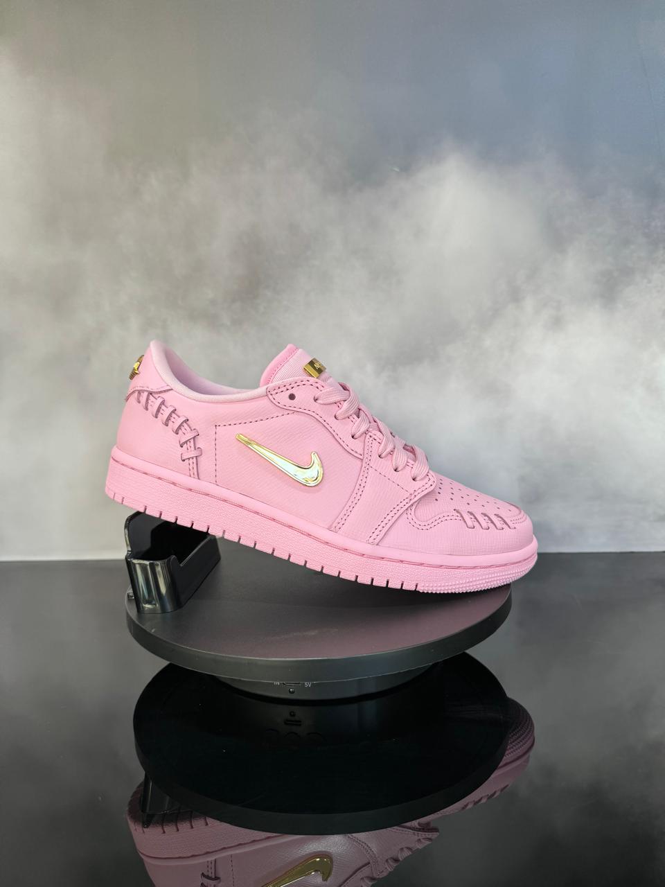 Jordan 1 Low Method of Make Perfect Pink