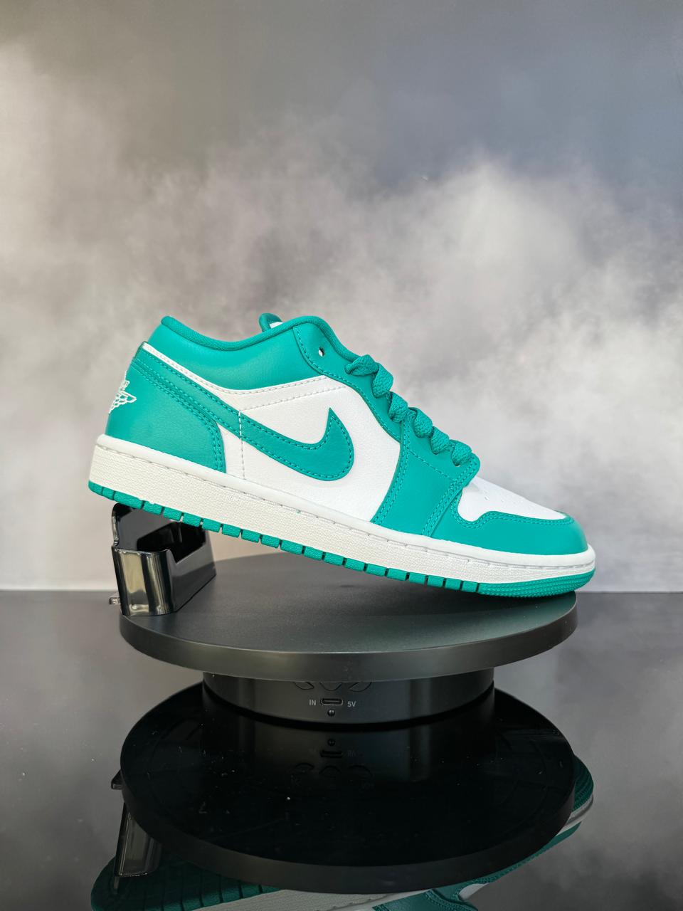 Jordan 1 Low New Emerald