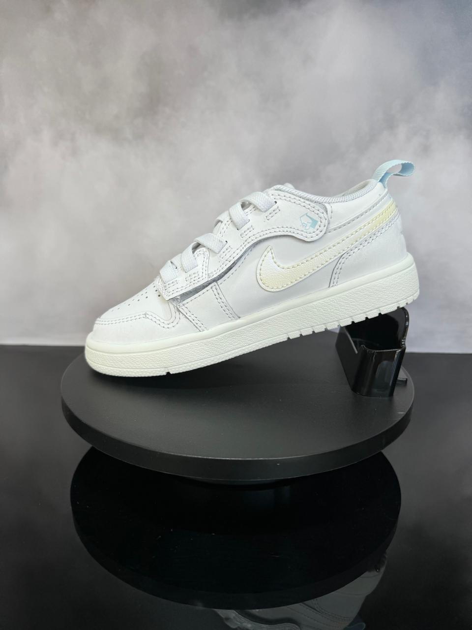 Jordan 1 Low SE Glitter Swoosh