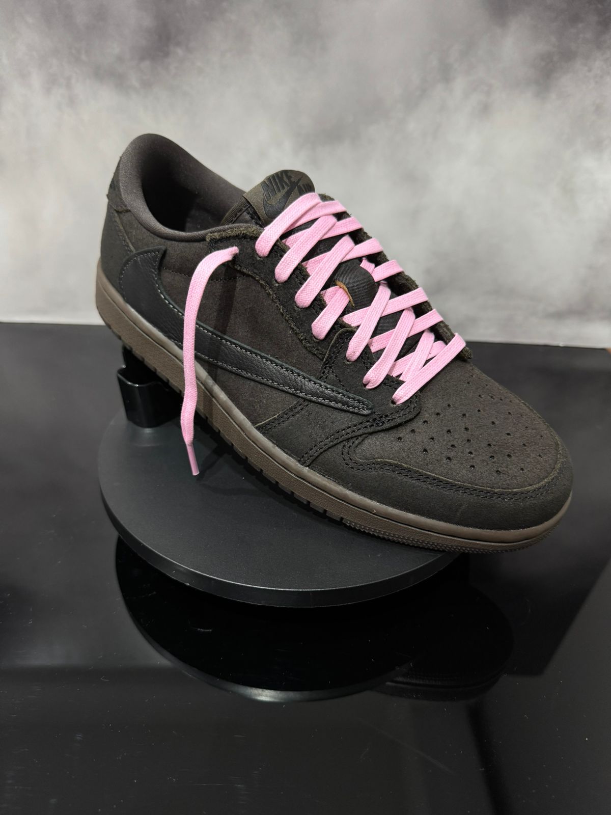 Jordan 1 Low Travis Velvet Brown