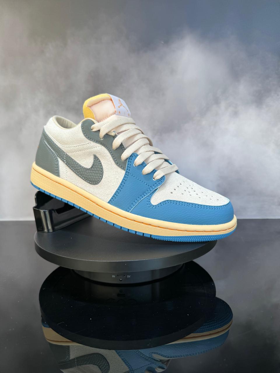 Jordan 1 Low Vintage UNC Gray