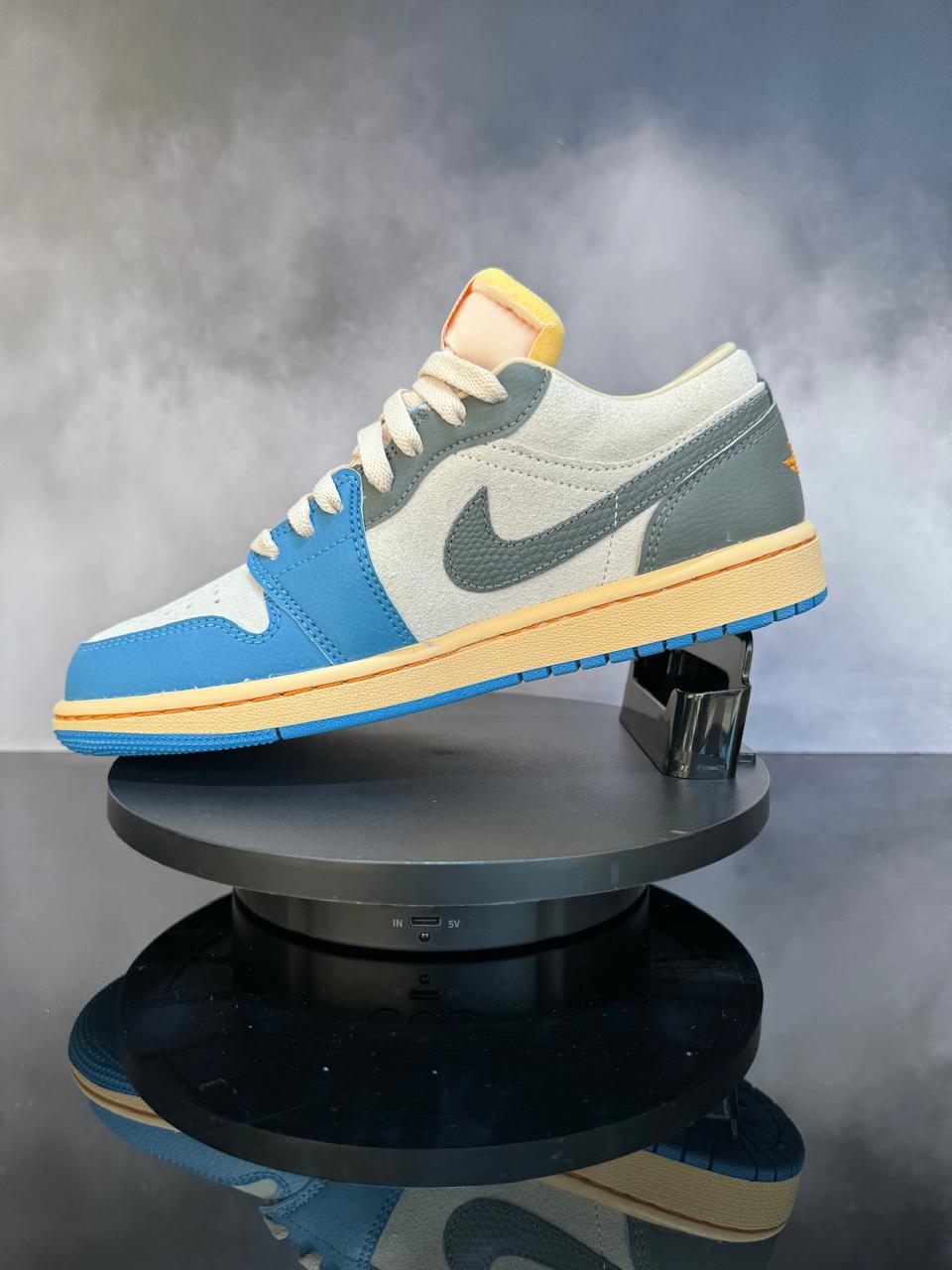 Jordan 1 Low Vintage UNC Gray