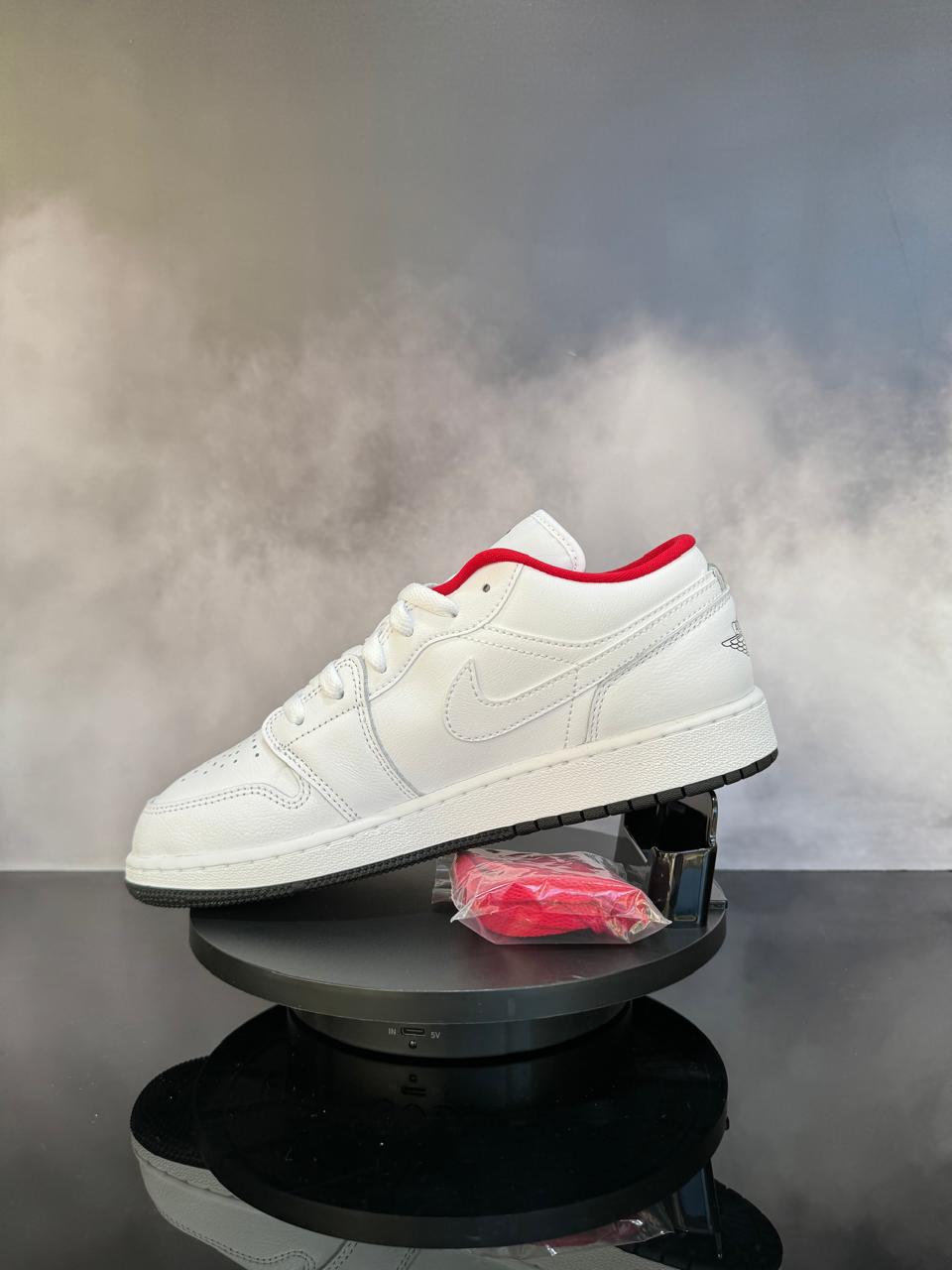 Jordan 1 Low White Gym Red Black