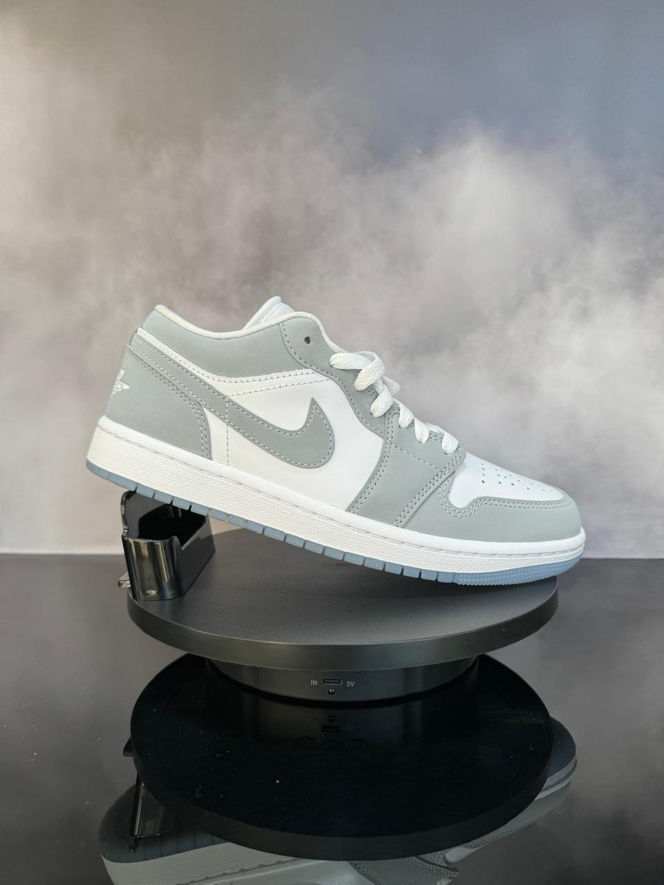 Jordan 1 Low Wolf Grey