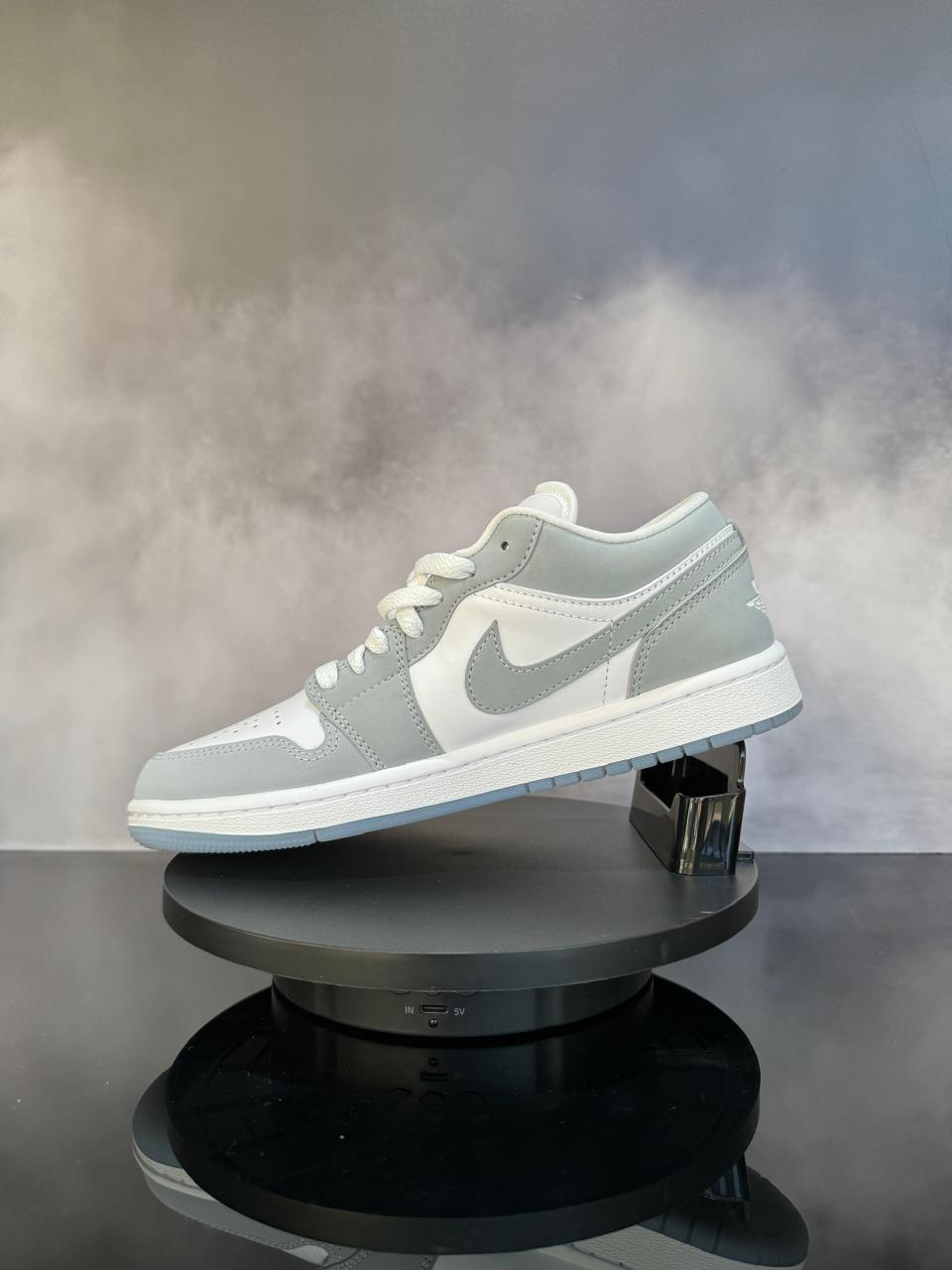 Jordan 1 Low Wolf Grey
