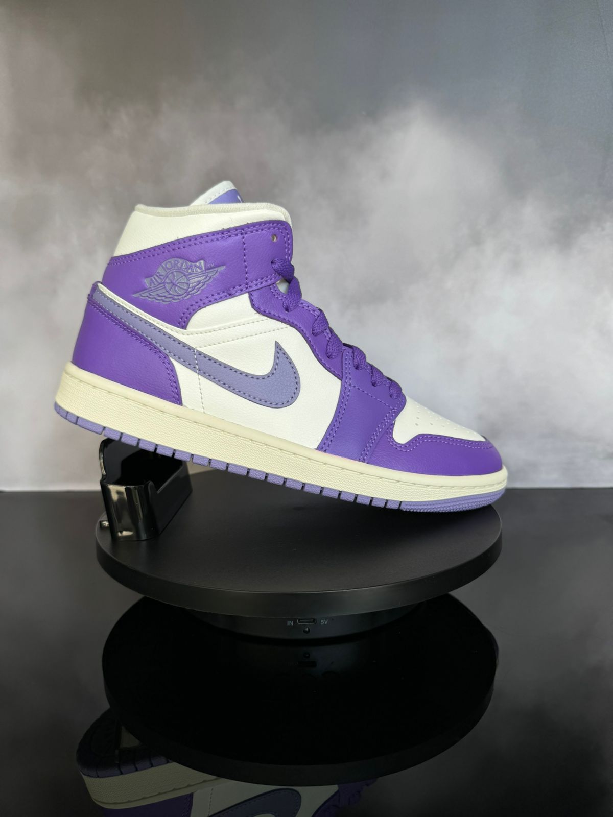 Jordan 1 Mid Action Grape