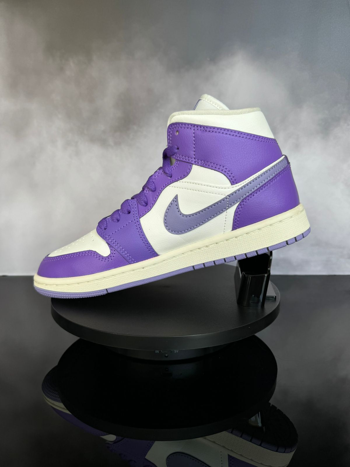 Jordan 1 Mid Action Grape