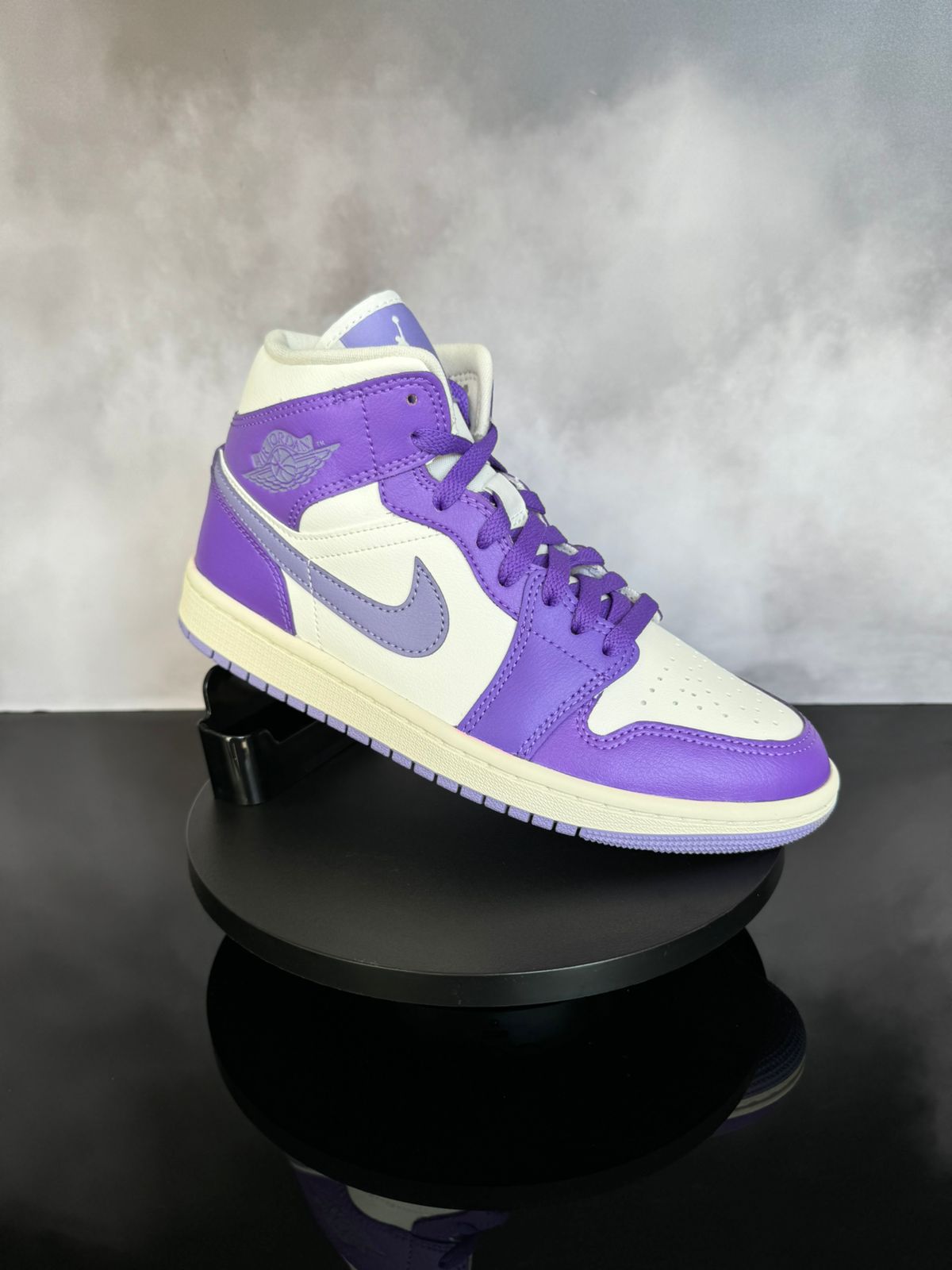 Jordan 1 Mid Action Grape