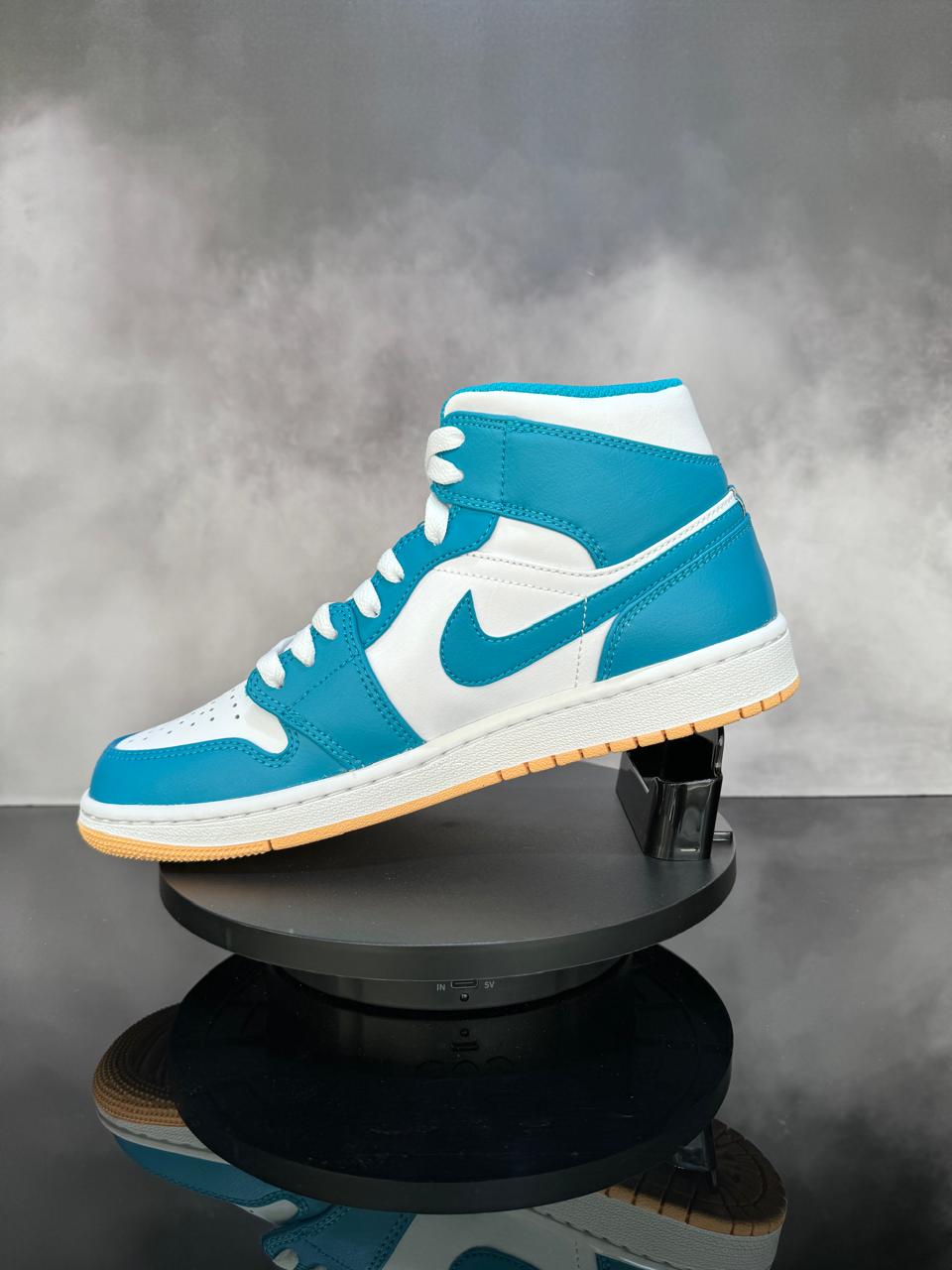 Jordan 1 Mid Aquatone