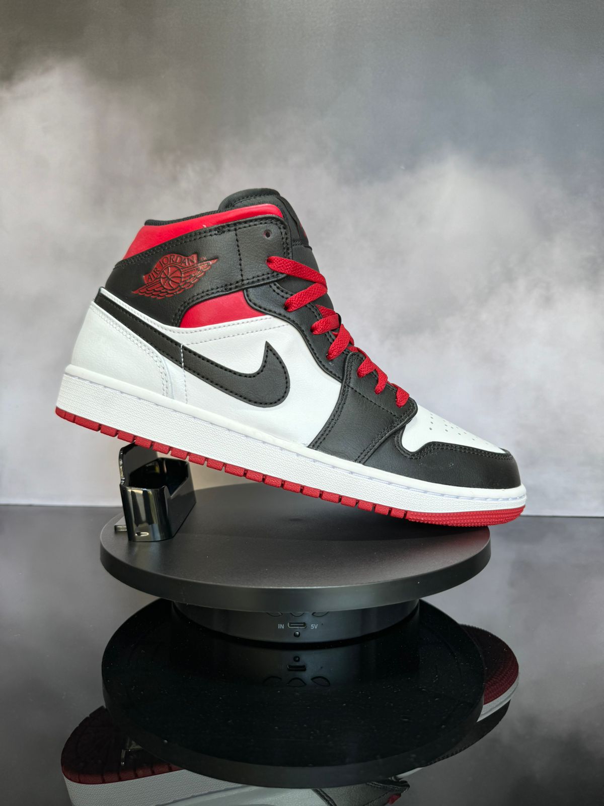 Jordan 1 Mid Black Toe White Gym Red