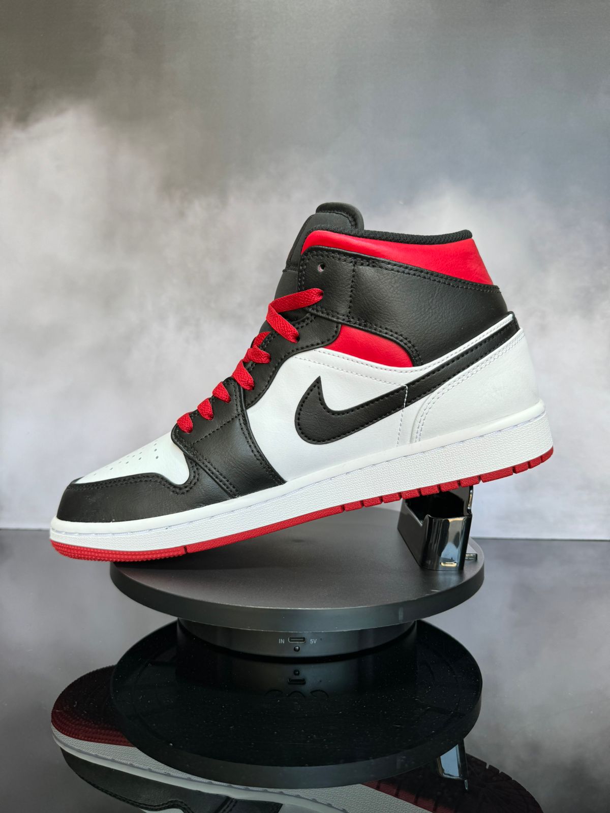 Jordan 1 Mid Black Toe White Gym Red
