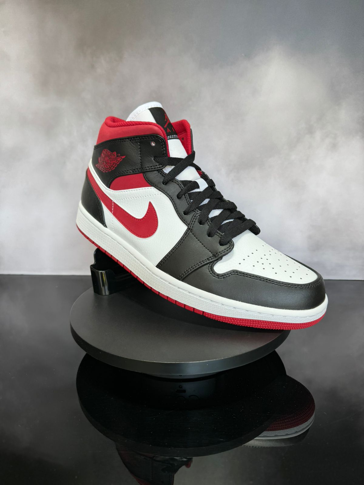 Jordan 1 Mid Gym Red Black White