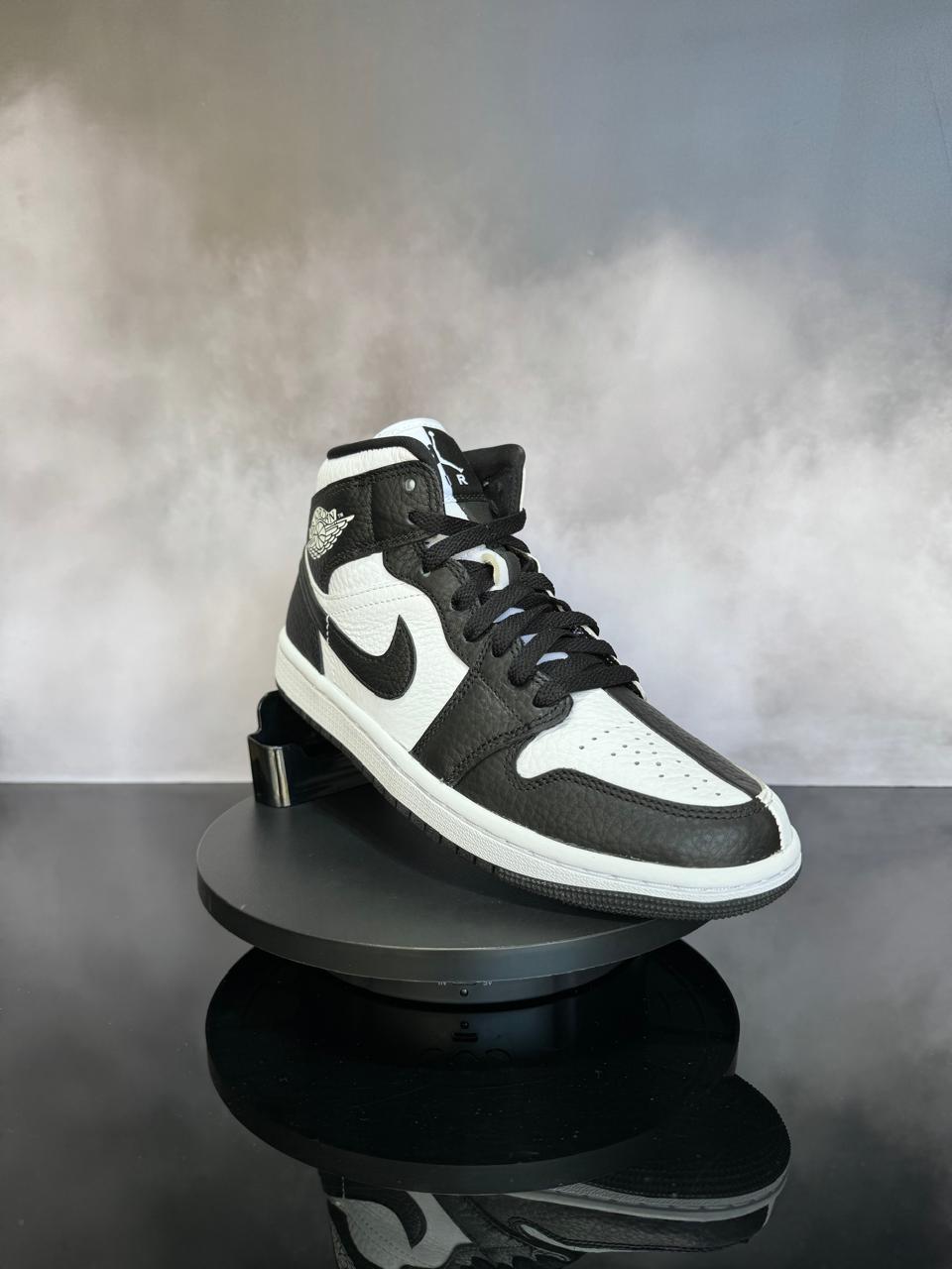 Jordan 1 Mid Homage Split