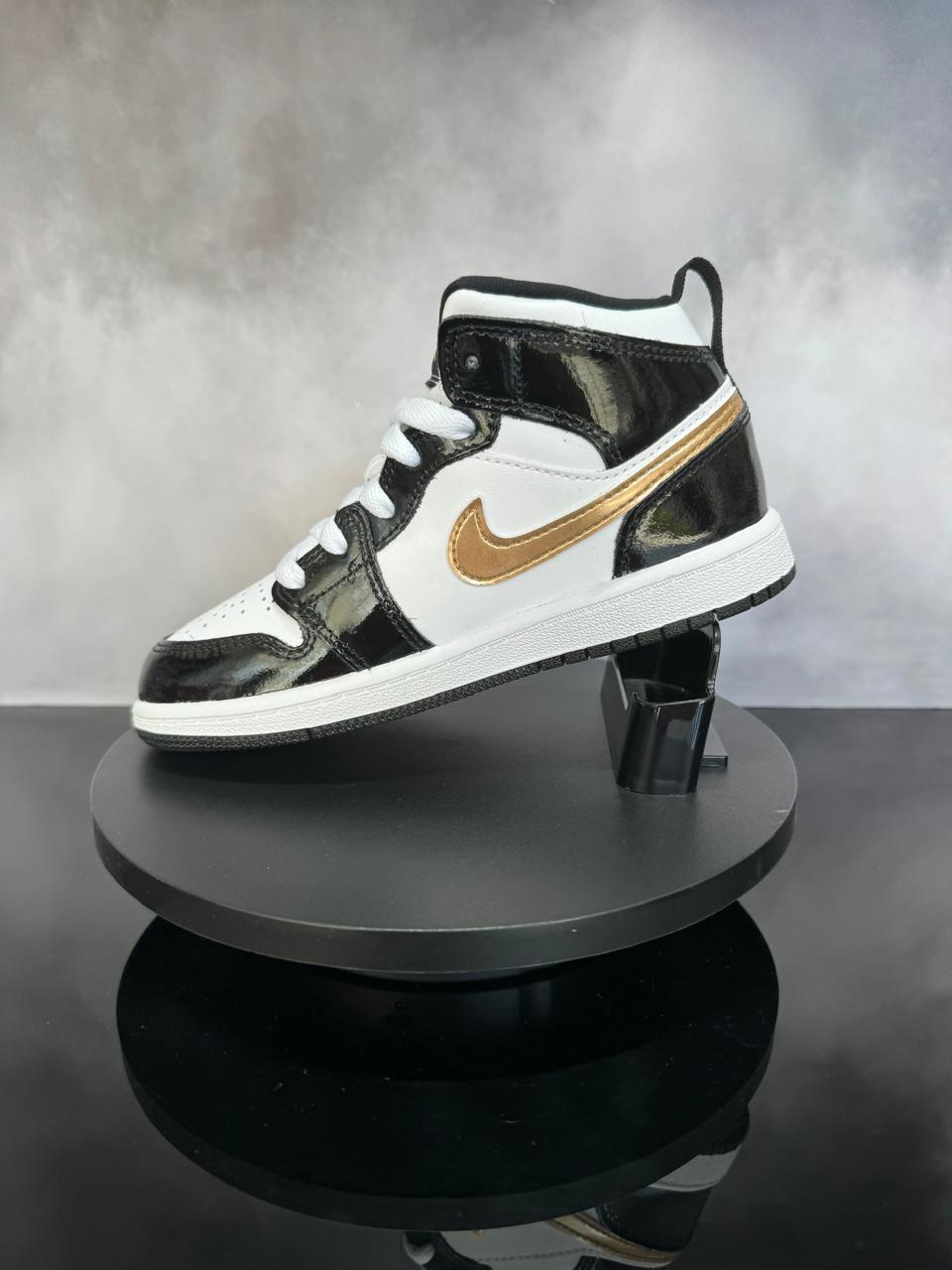 Jordan 1 Mid Patent Black White Gold