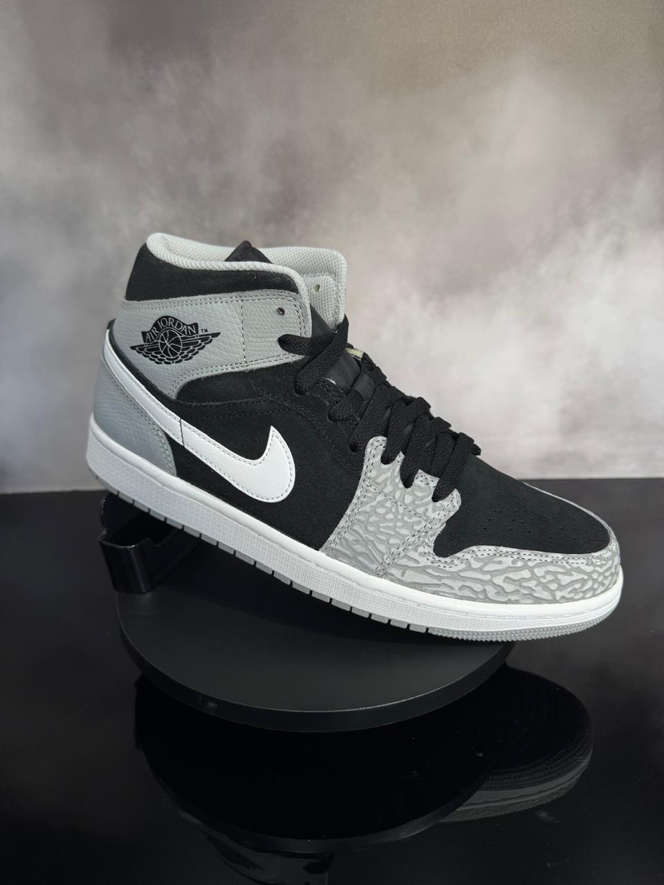 Jordan 1 Mid SE Zen Master