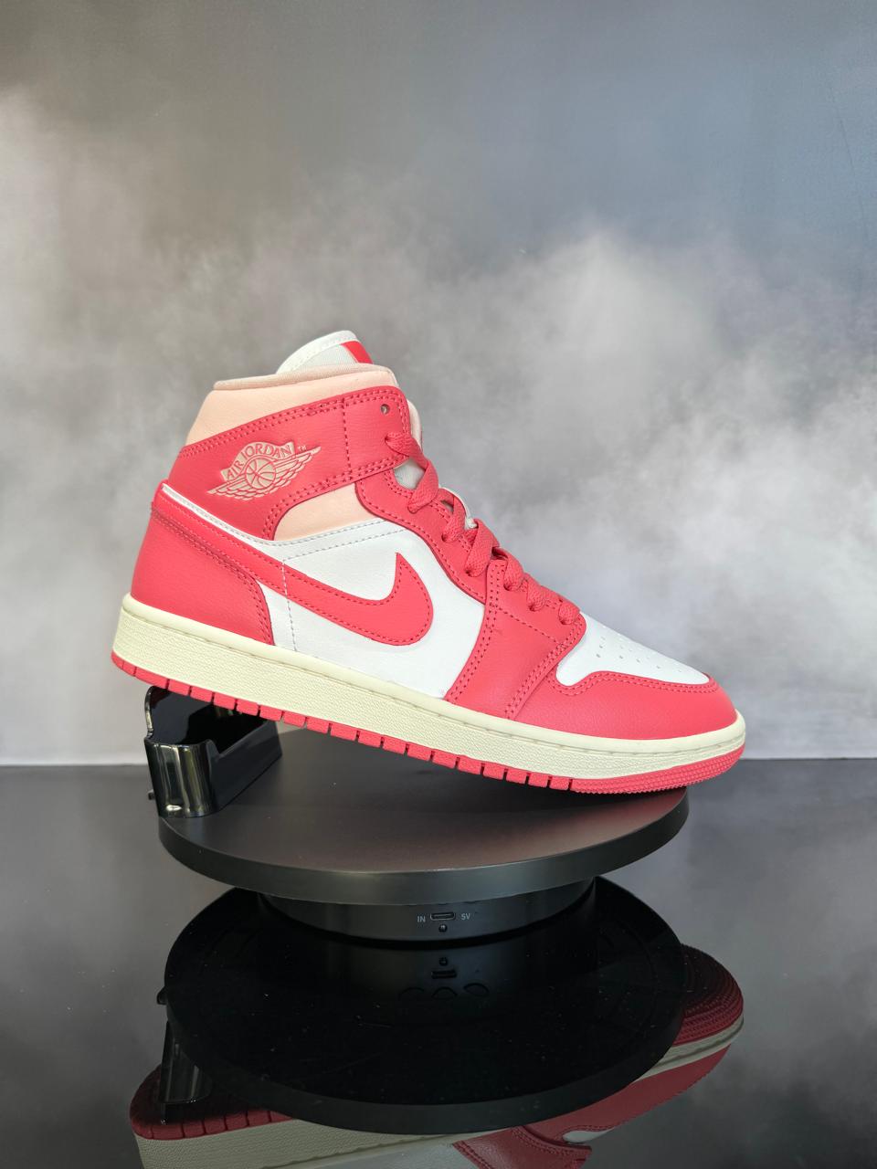 Jordan 1 Mid Strawberries & Cream