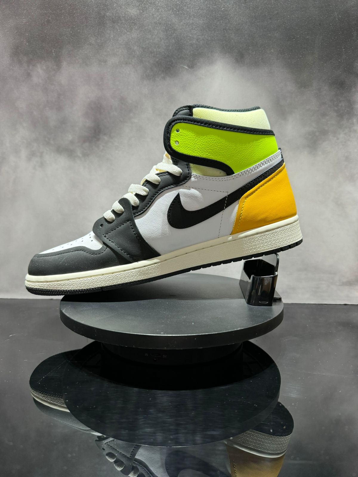Jordan 1 Retro High White Black Volt University Gold