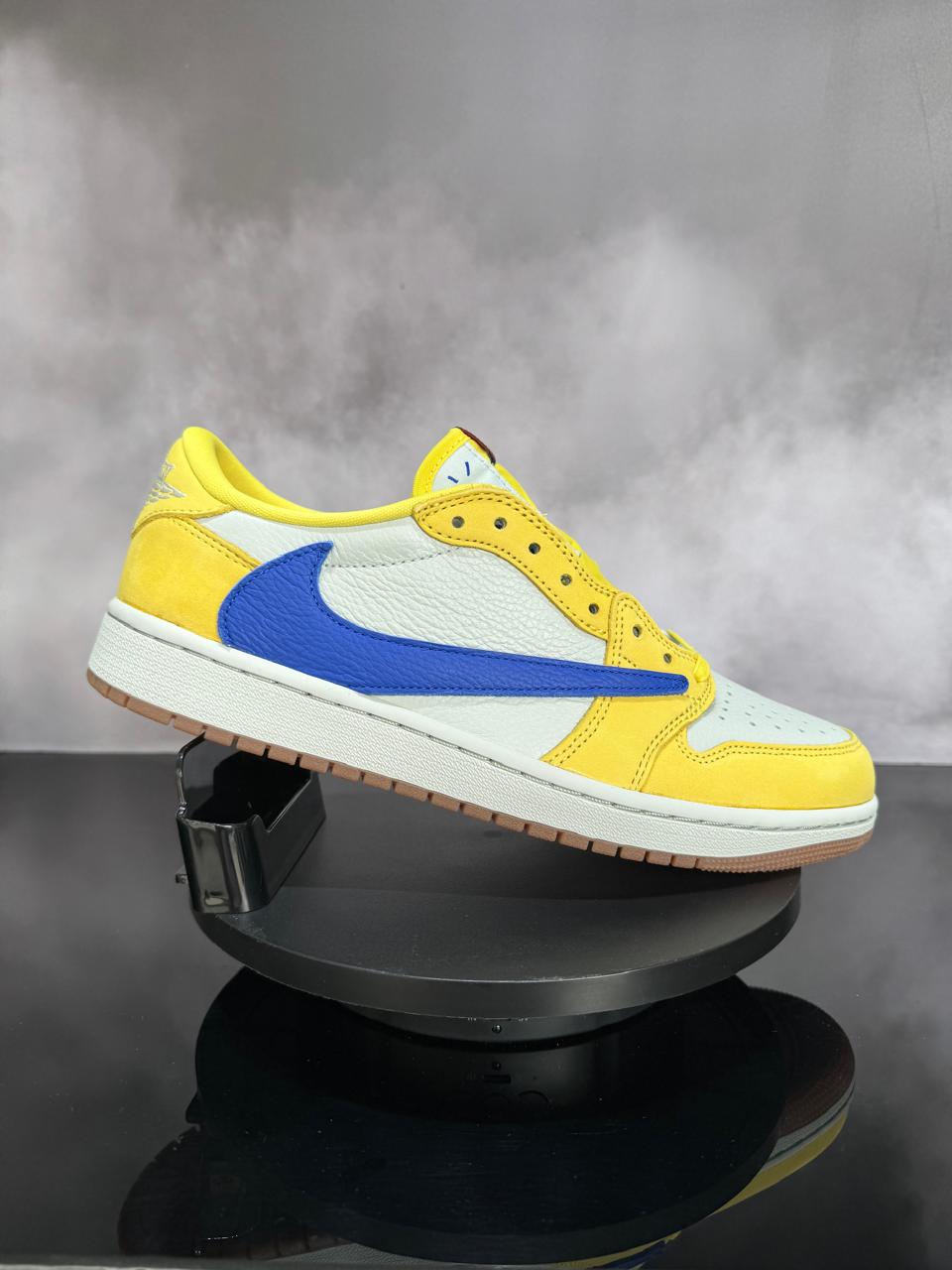 Jordan 1 Low OG Travis Scott Canary