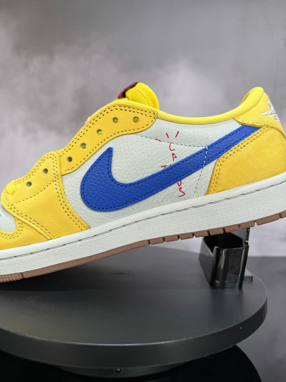 Jordan 1 Low OG Travis Scott Canary