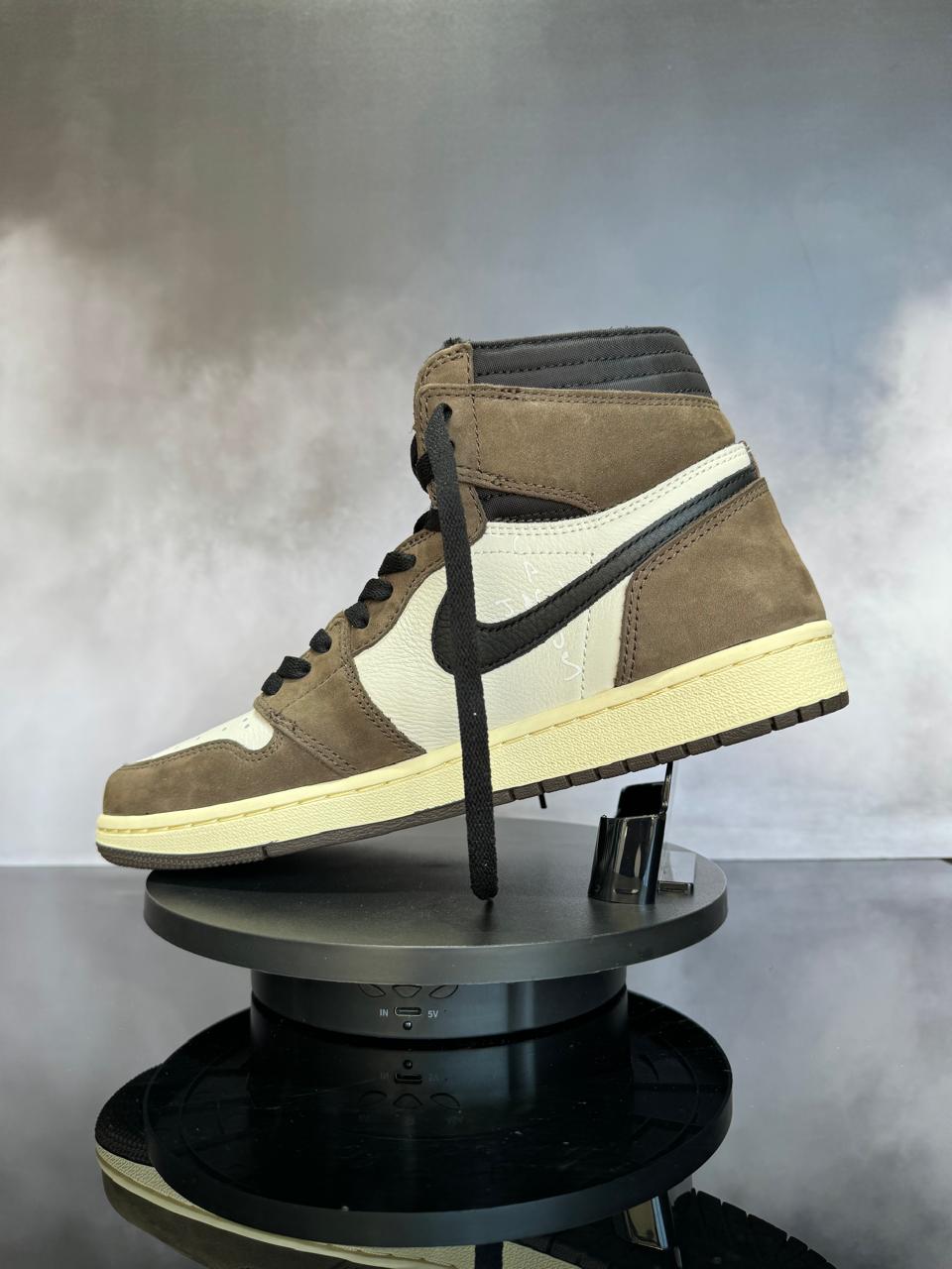 Jordan 1 High Retro OG Travis Scott Mocha