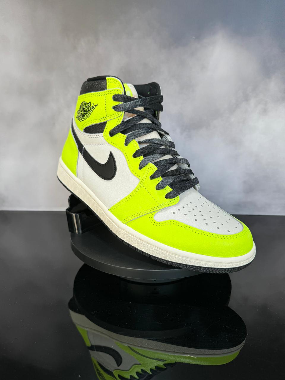Jordan 1 High Retro OG Visionaire