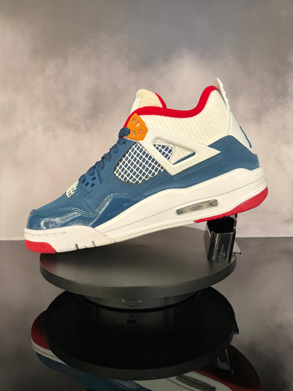 Jordan 4 Retro Messy Room