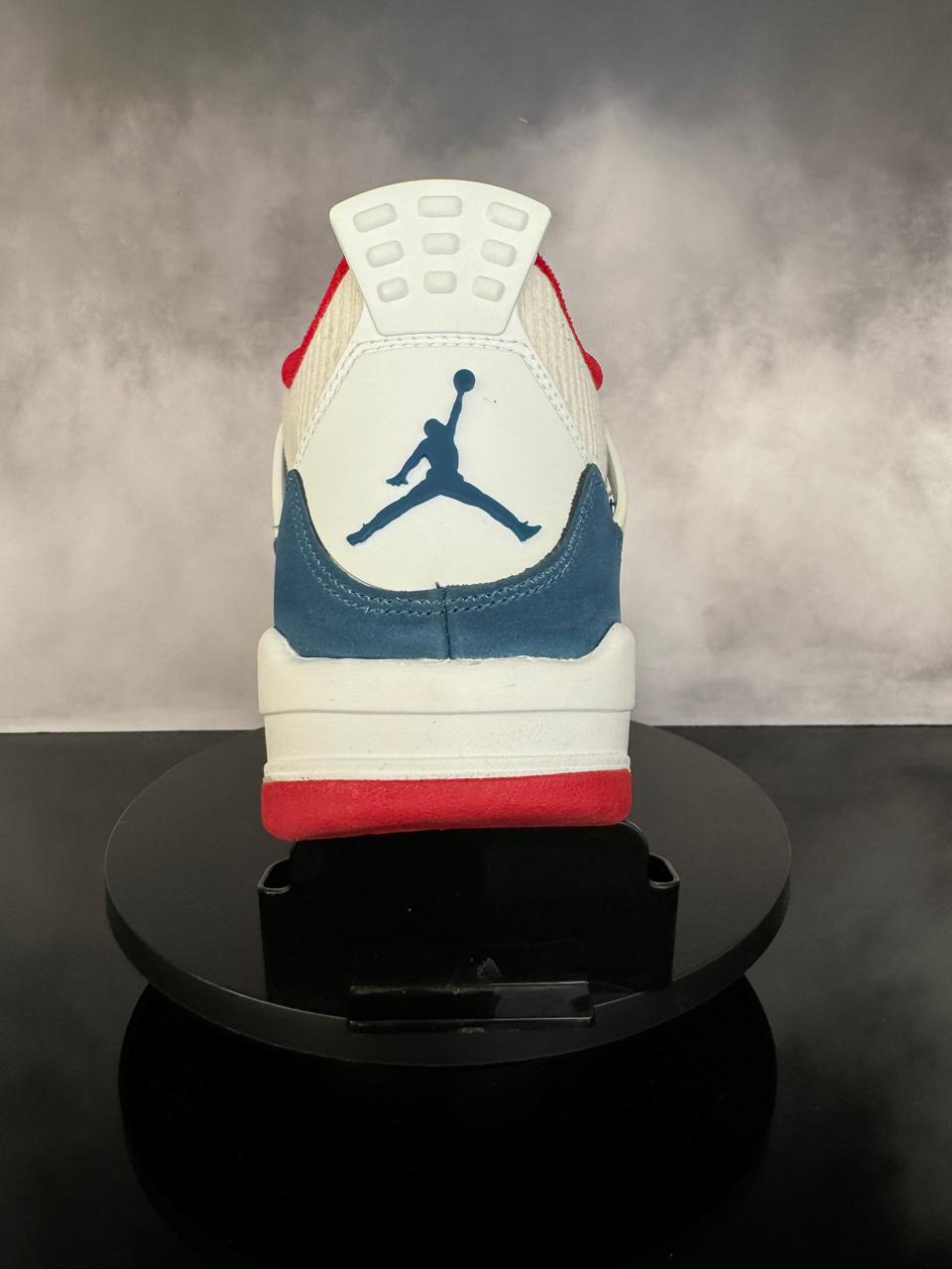 Jordan 4 Retro Messy Room