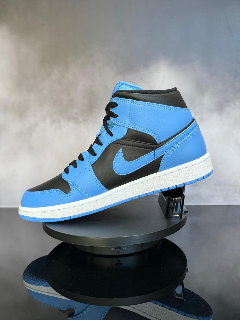 Jordan 1 Mid University Blue Black